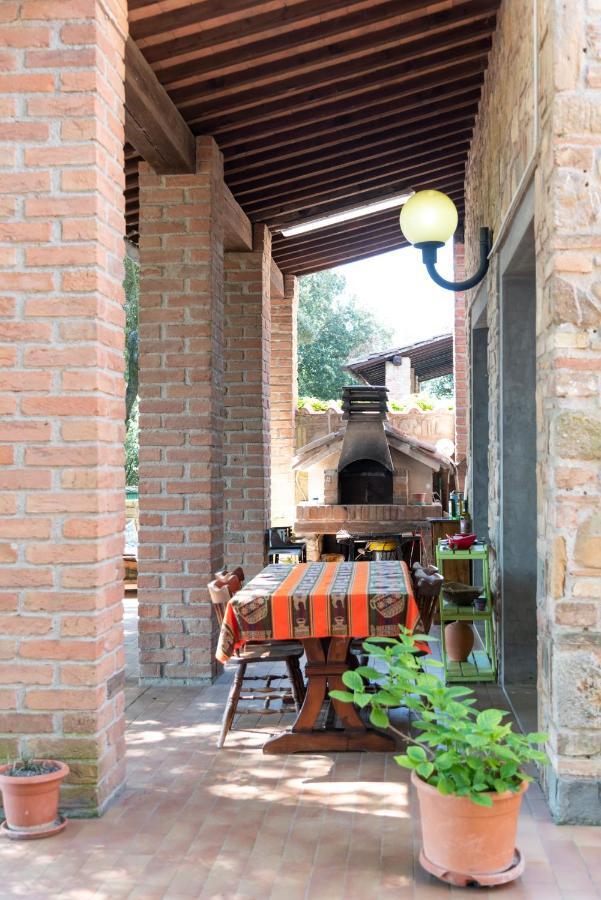 Hause Megghi Apartment Gambassi Terme Luaran gambar